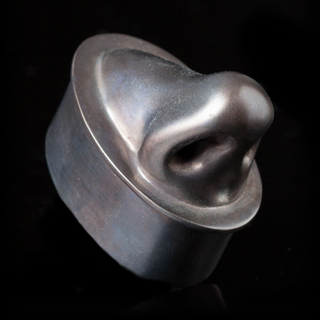 Oxidized Bronze Nose Box